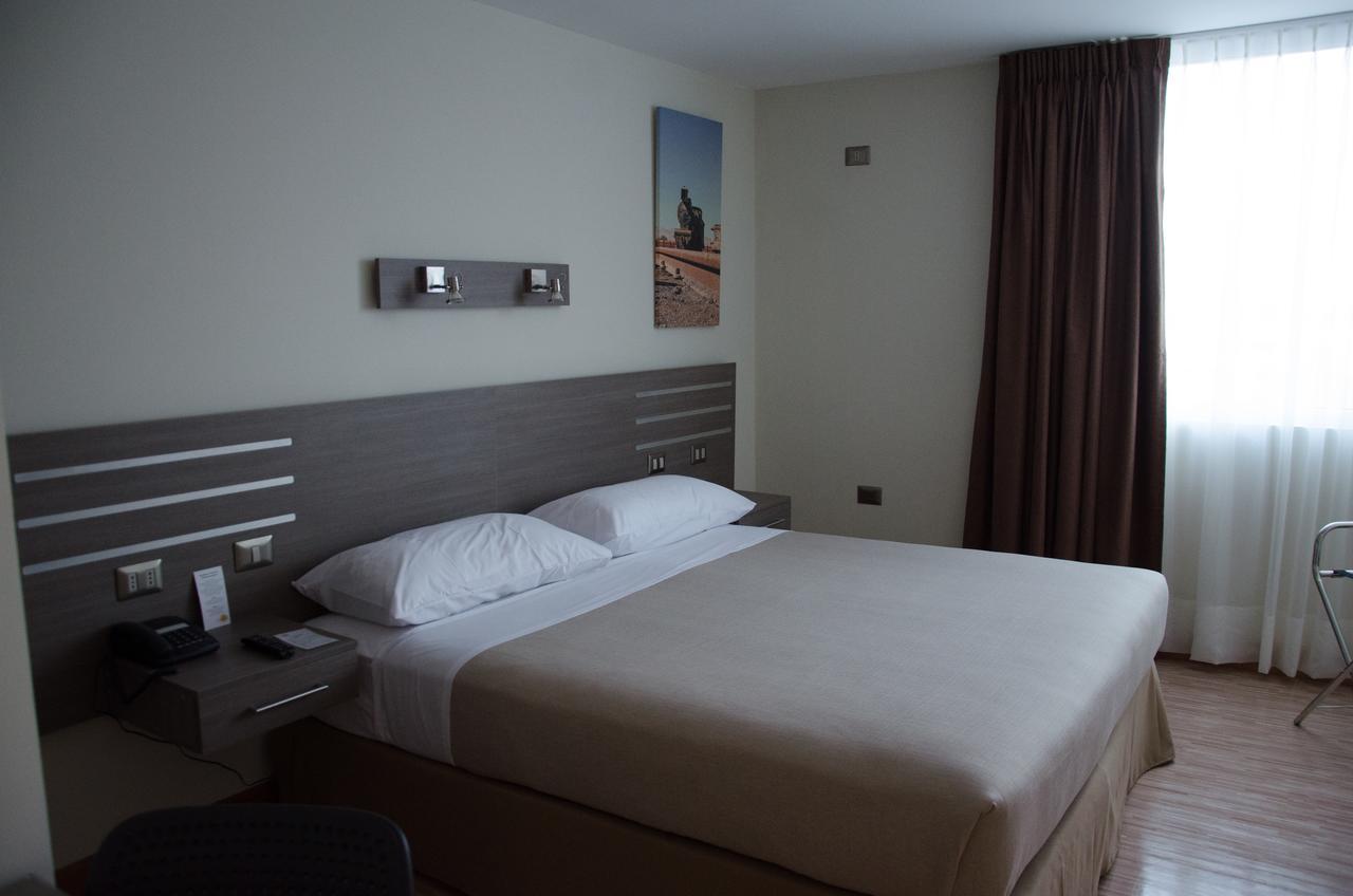 Alto Del Sol Plaza Mejillones Hotel Eksteriør billede